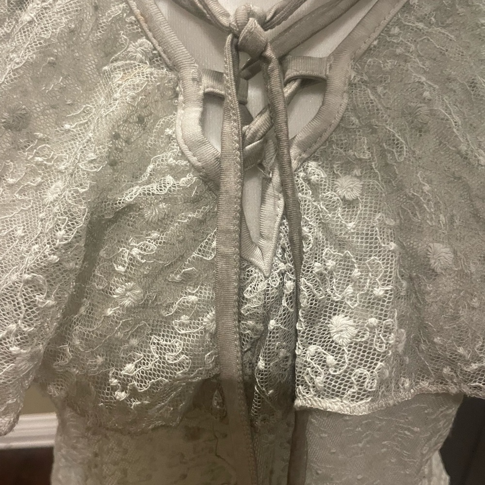 POL Sheer Flutter Ruffle Neck Blouse - Picture 7 of 8